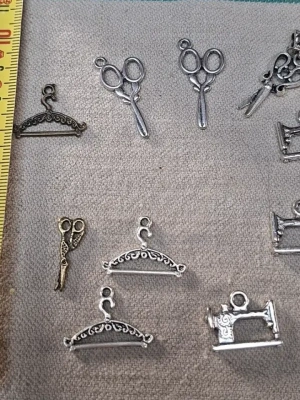 Lot 10 breloques thème mode couture — image 3
