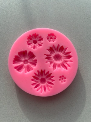 Moule fleurs — image 1