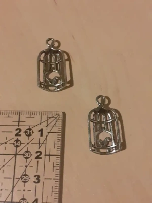 Lot 2 charm's oiseau dans cage — image 2