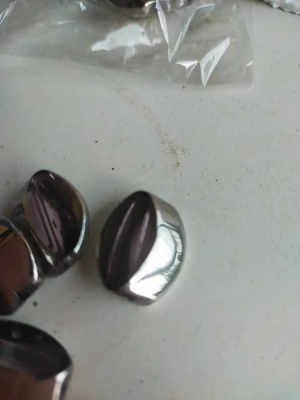Lot de 15 perles en verre et metal améthyste — image 1