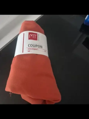 Coupon tissus orange 60/145 — image 1