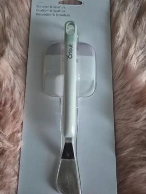 Un lot d’outils Cricut mini