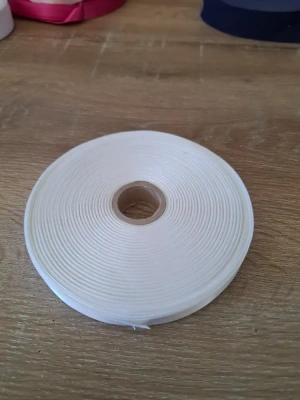 Ruban satin blanc — image 1