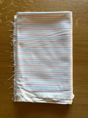 Tissu à rayures stretch — image 3