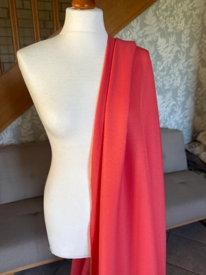 Grand coupon de tissu — image 4