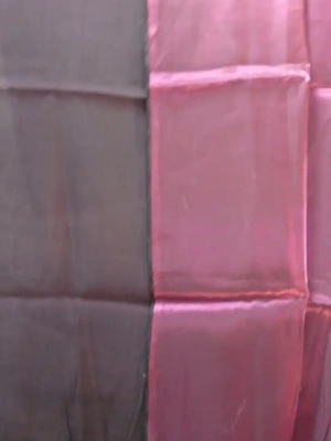 Coupon satin 1,43 m de large x 1,04 m mauve — image 2