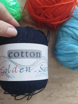 Lot de pelottes de laine — image 3
