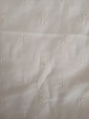 Cotonnade blanche avec broderie — image 3