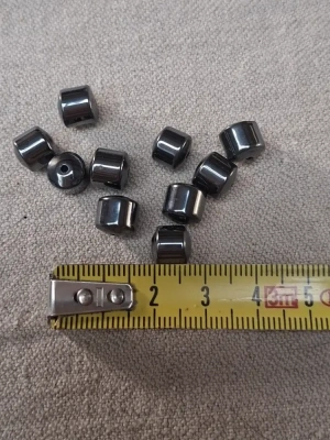 Lot 10 perles hématite forme tube — image 4