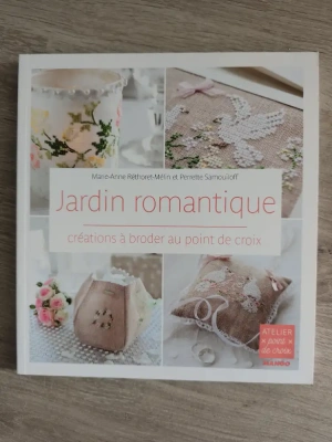 Jardin romantique point de croix Mango — image 1