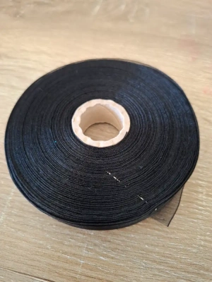 Ruban noir organza — image 1