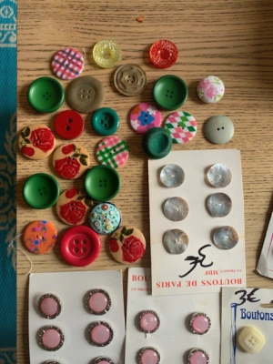 Lot de boutons vintages — image 1