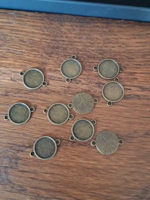 Lot 10 connecteurs couleur bronze antique pour cabochons 12 mm — image 2