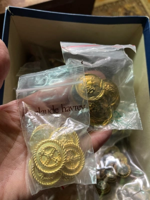 Lot de  boutons neufs, vintage. 1500 à 2000 unités — image 4