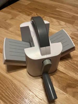 Mini machine de découpe et de gaufrage — image 2