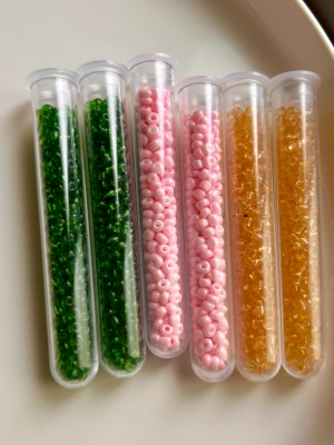 Lot de 6 tubes de rocailles — image 2