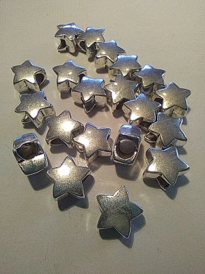 10 breloques étoile en métal argenté — image 1