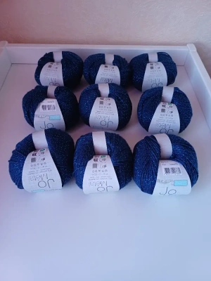Lot de pelotes de laine — image 1