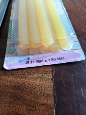 58 batons de colle + l'appareil — image 2