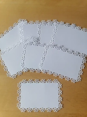 Étiquettes découpées fleur — image 1