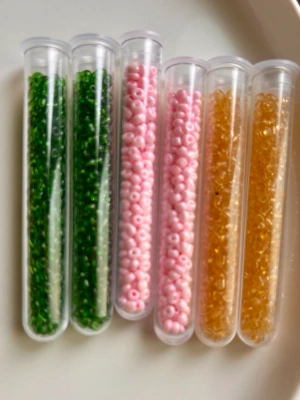 Lot de 6 tubes de rocailles — image 1