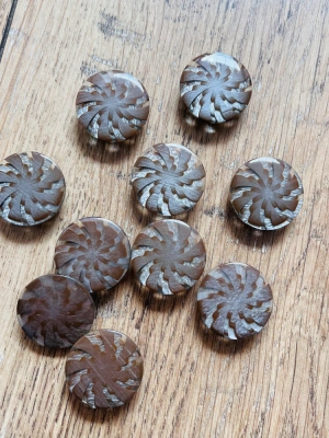 Lot 10 boutons vintage — image 1
