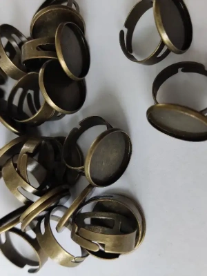 18 bagues réglables en métal couleur bronze — image 3