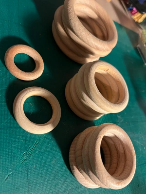 Lot anneaux en bois mini