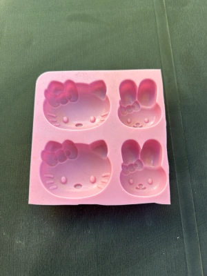 Moule hello kitty — image 2