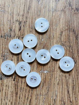 Lot 10 boutons neufs blancs vintage — image 1