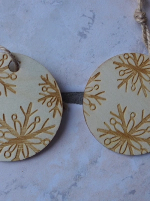 lot de 2 petites boules en bois — image 1