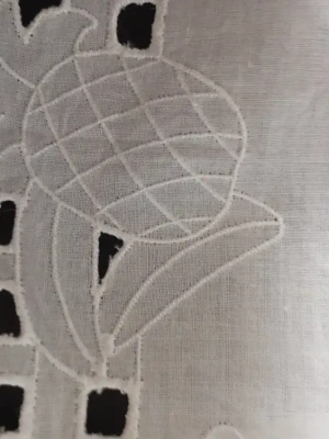 broderie anglaise de 20cms de large — image 2