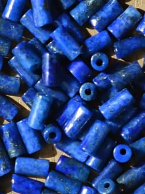 Lot de 100 perles en lapis lazuli 4x2 mm — image 3