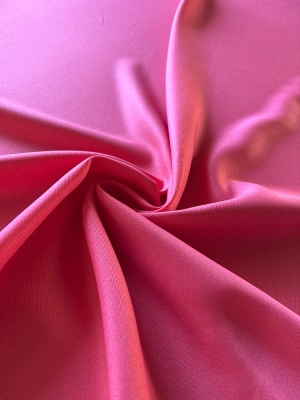 Grand coupon de tissu — image 3