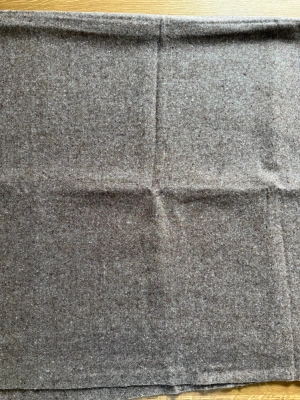 1m50 x 1m20 lainage brun — image 2