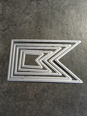 Dies bannière — image 1