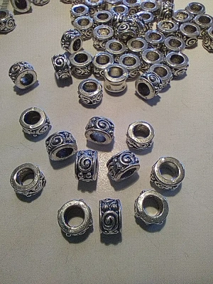 18 breloques perle spirale — image 1