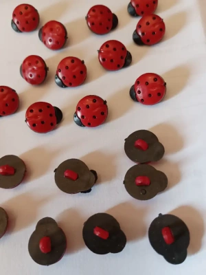 Boutons coccinelle 🐞 large