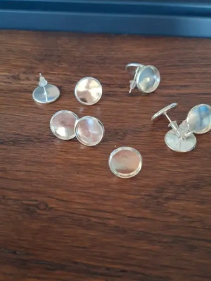Lot 5 paires supports boucles d'oreilles pour cabochons 12 mm — image 2
