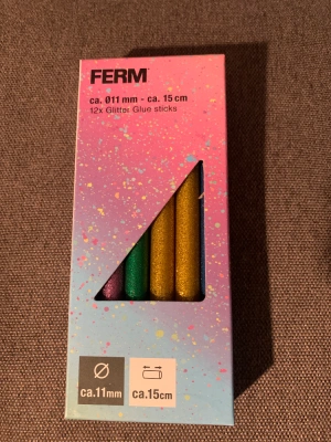 Glitter Glue sticks — image 1
