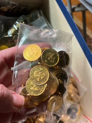 Lot de  boutons neufs, vintage. 1500 à 2000 unités — image 2